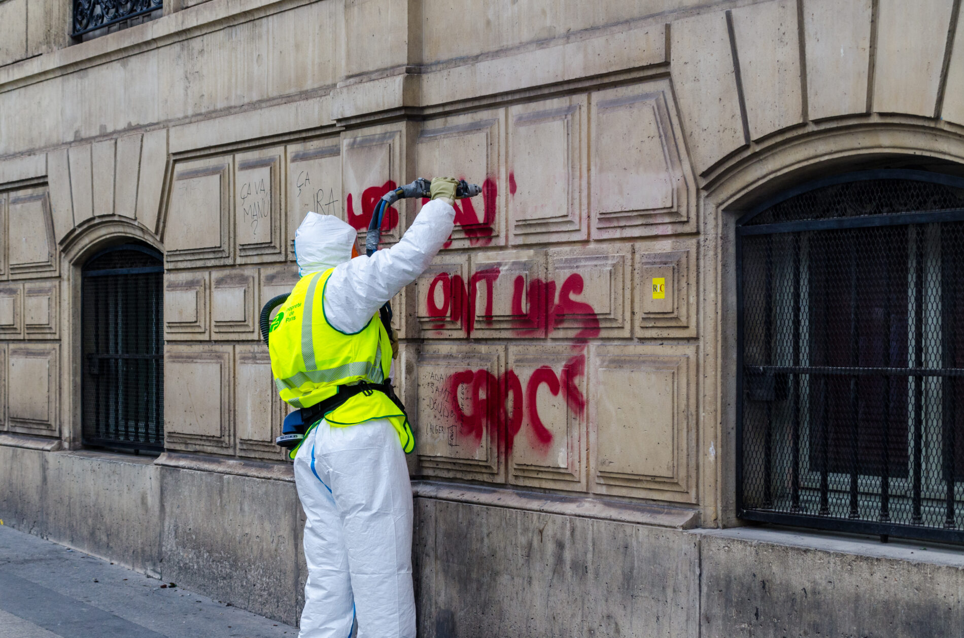 Graffiti Removal Building